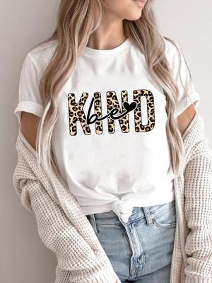 (Tamaño asiático) Camisetas de manga corta para mujer, ropa informal con estampado de leopardo y letras, tendencia, lindas camisetas gráficas informales para mujer
