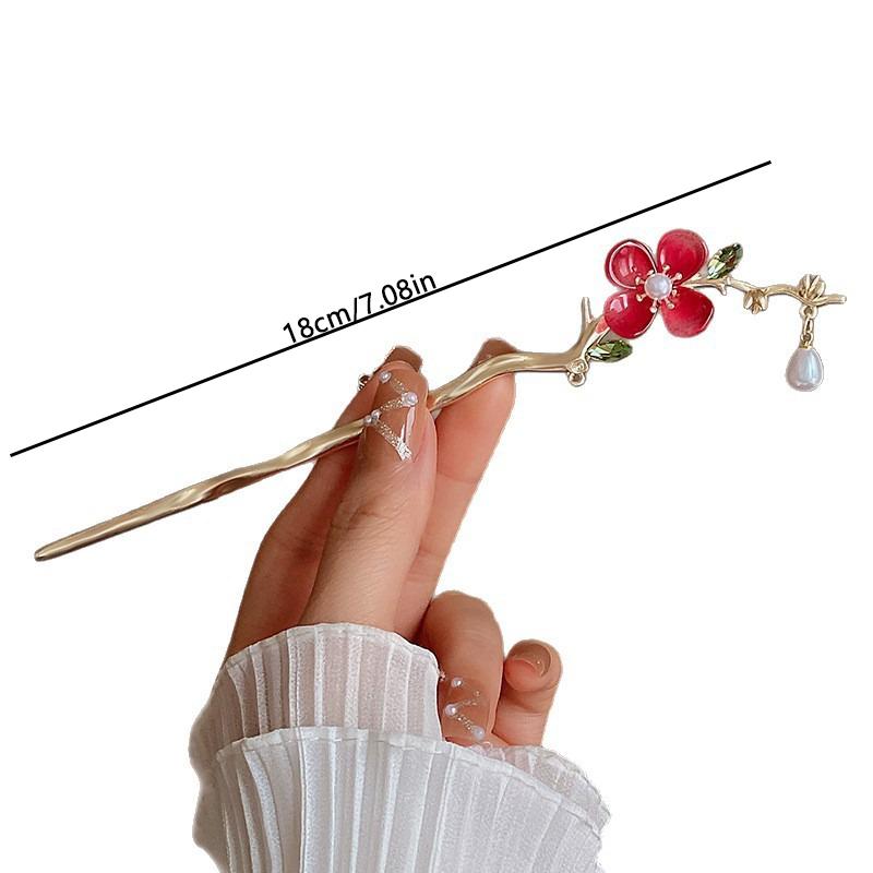 Chinese Retro Style Three-dimensional Flower Butterfly Alloy Women's Hairpin Long Tassel Chain Hanfu Updo Hair Clip Headwear