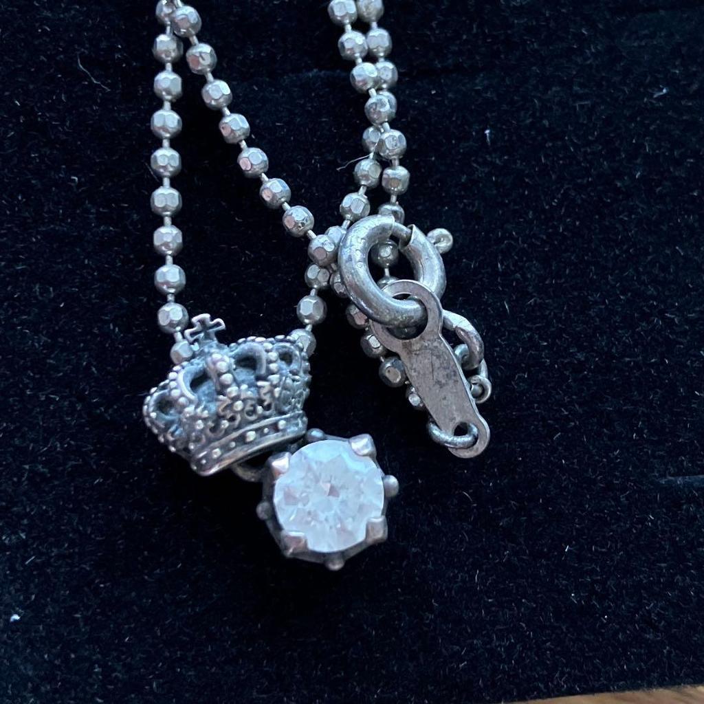 Used Justin Davis Crown Necklace Silver