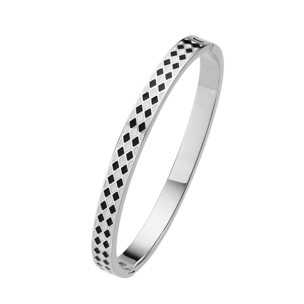 2023 Minimalist Black  White Rhombus Titanium Steel Bracelet