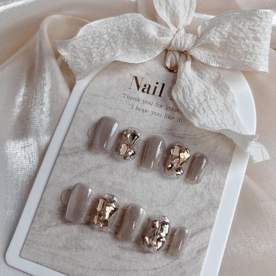 

Handmade Champagne Diamond Cat Eye Luxury Nail Stickers Extra Small XS