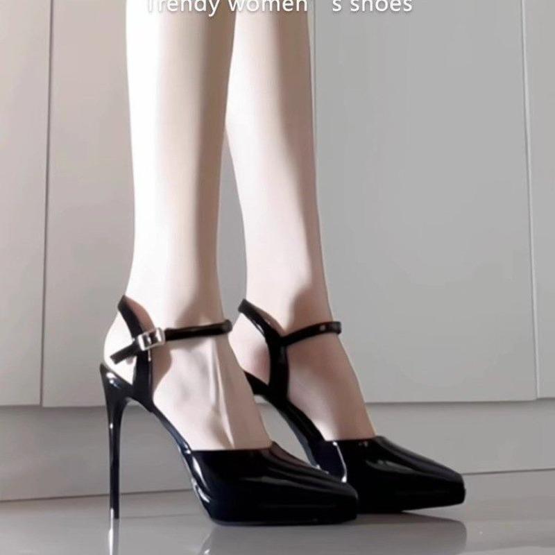 Mode Nude Spetsig Tå Platå Baotou Sandaler Dam Sommar Sexiga Enords Spänne Rem Baktill Öppna Höga Klackar