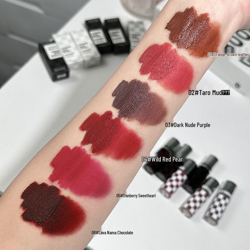 Dark Chic Velvet Lip Glaze - Checkered Matte, Ideal for Parties and Students