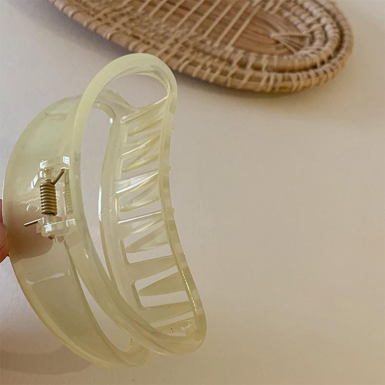 

Large Dumpling Claw Clip An Instagram Influencer Versatile and Elegant Back Head Bath Hair Claw Clip Hair Accessory for Women