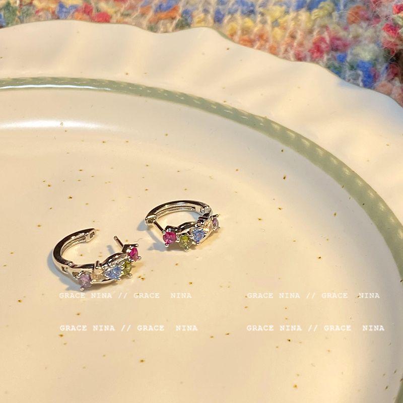 

Millennium Горячая Девушка Цвет Маленький и Изящный Пуссет для Ушей Женский Циркон Colorful zircon ear buckle