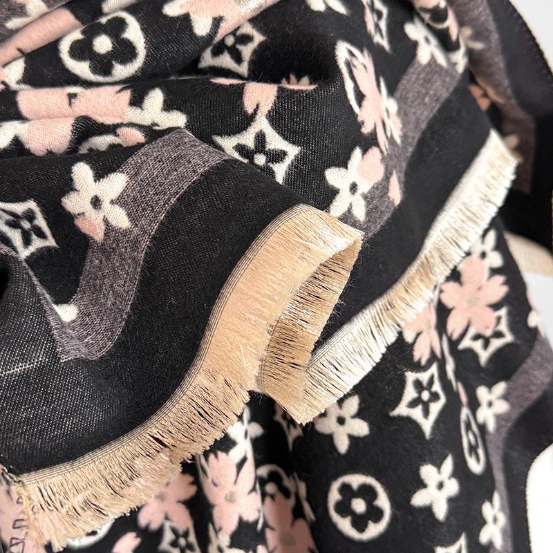 Herbst und Winter Neu Kirschblüten Schal Damen Fransen Imitat Kaschmir Verdickt Warmer Schal Eleganter Schal