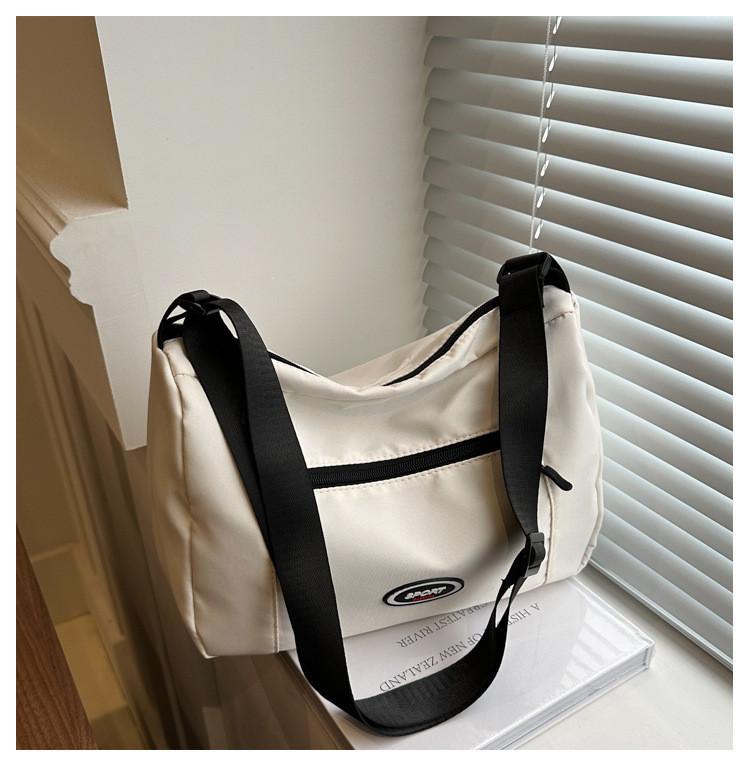 

Стильная сумка-тоут большой вместимости из ткани Оксфорд для женщин, идеально подходящая для ежедневных поездок на работу и повседневного использования белый