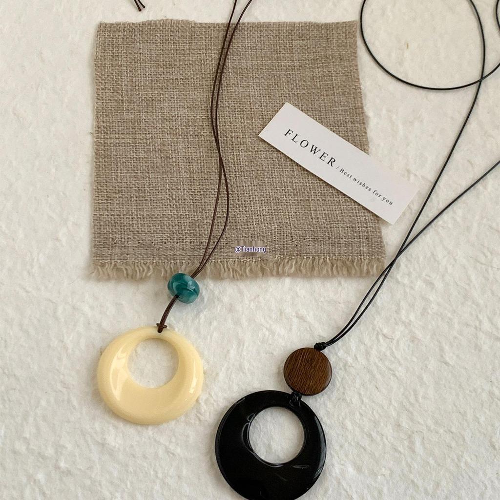 Bohemian Style Long Pendant Necklace for Women's Summer Beach Outfit