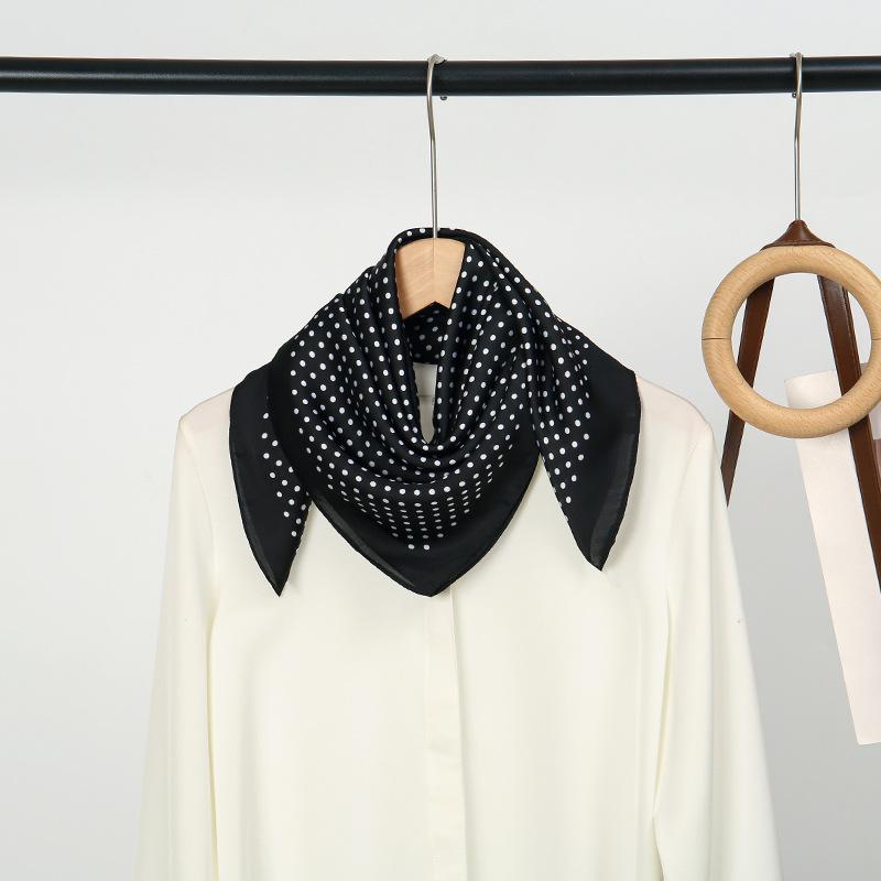 Korean retro black polka dot silk scarf, simple and high-end temperament square scarf ins small fragrant style thin scarf scarf