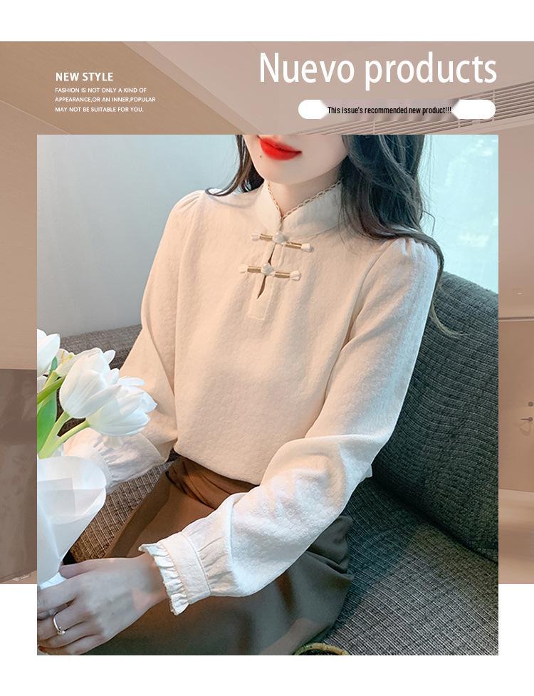 Retro Stand Collar Frog Button Pullover: Plus Velvet Thickened Base Layer for Autumn/Winter 2025, New Chinese Style.