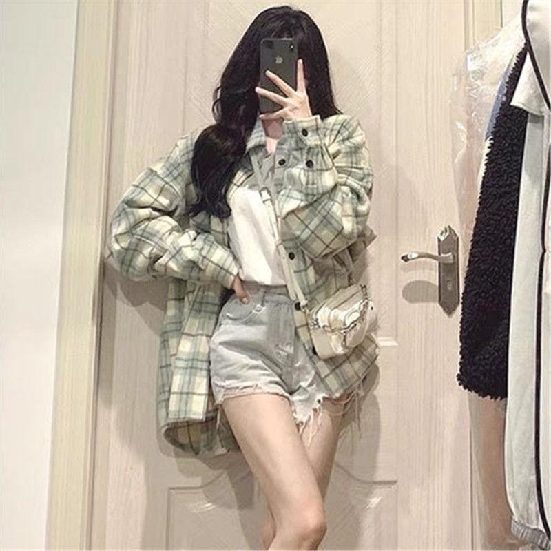 

Рубашка свободного покроя в клетку — универсальный стиль Гонконга для женщин Large зелёный