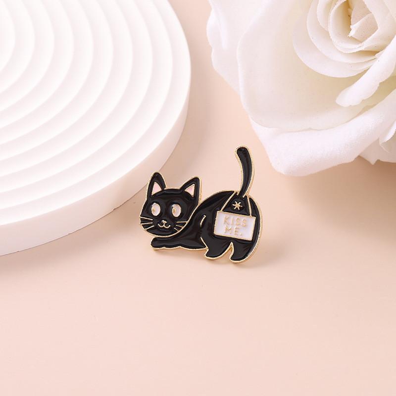 Black Enchanting Cat Animal Badge Unique Cartoon Style Brooch Durable Finish Glittering