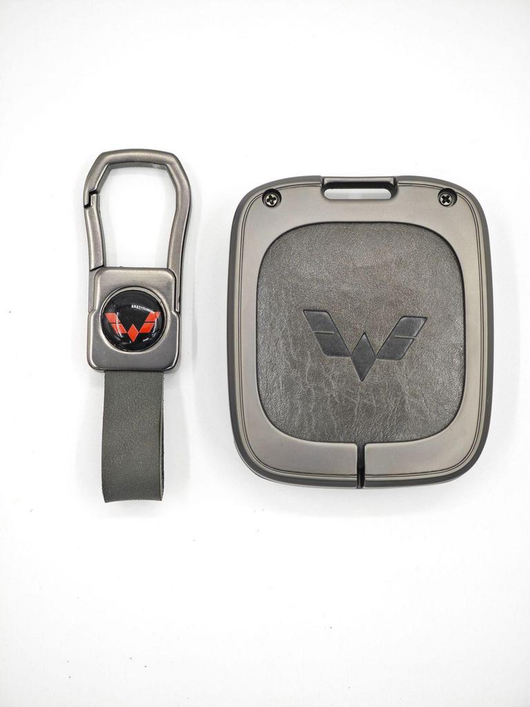 Wuling Hongguang Mini Leather Key Case – Genuine Leather Key Protection with Metal Buckle