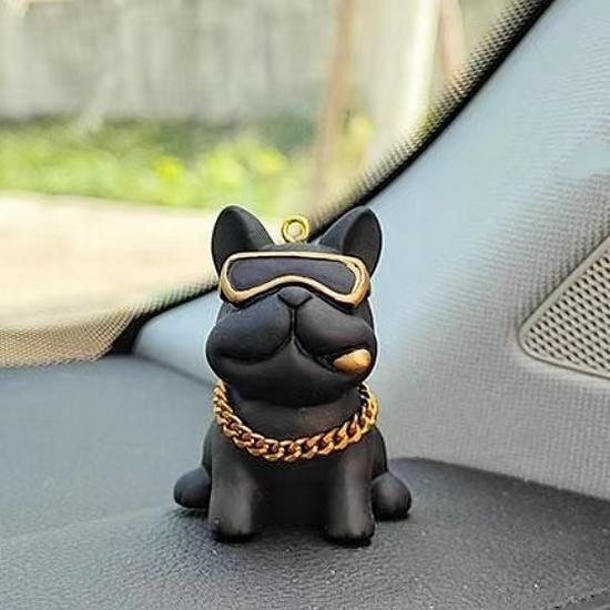 

Trendy Bulldog Resin Keychain: Cute Puppy Pendant for Cars & Backpacks, Perfect Gift