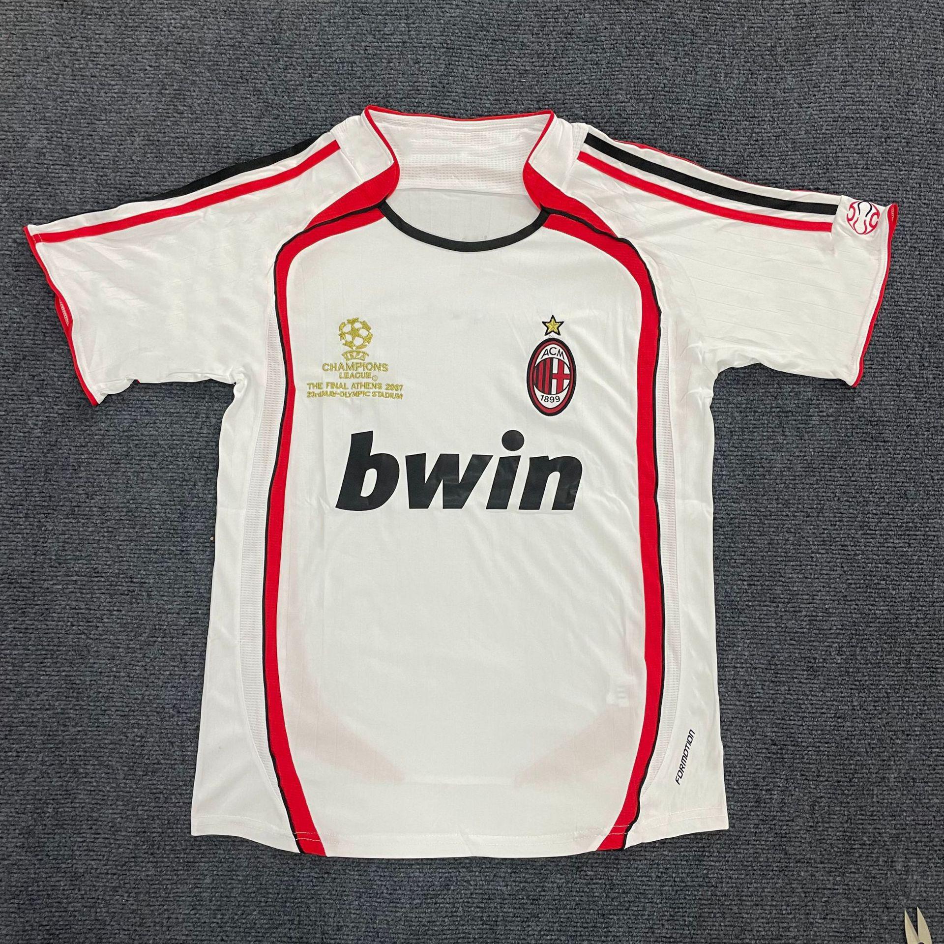 AC Milan Retro Izbraukuma Krekls #22
