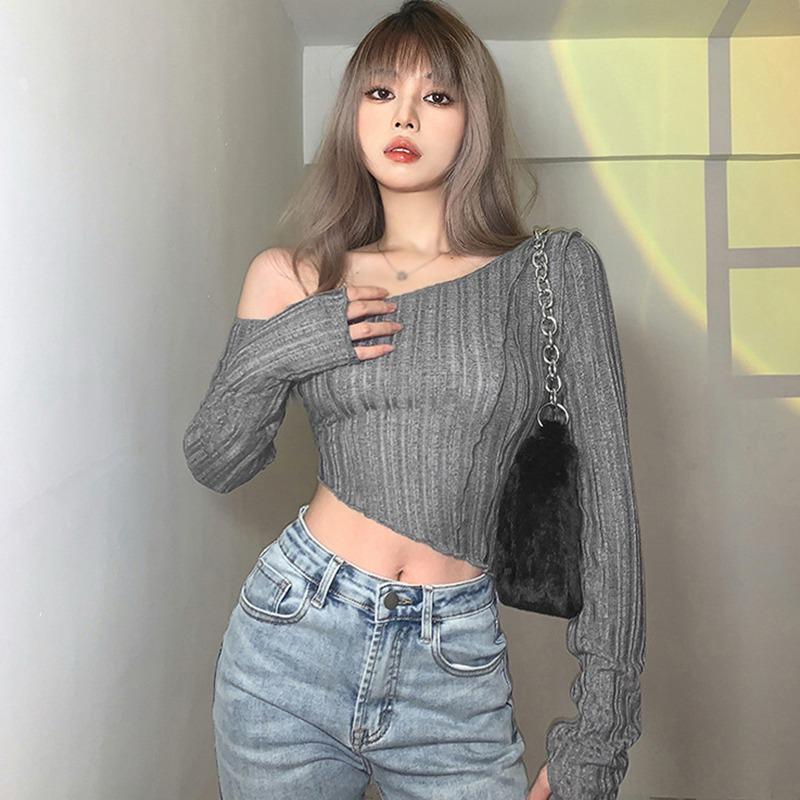 T-shirt da donna con finiture monospalla, vestibilità slim, manica lunga