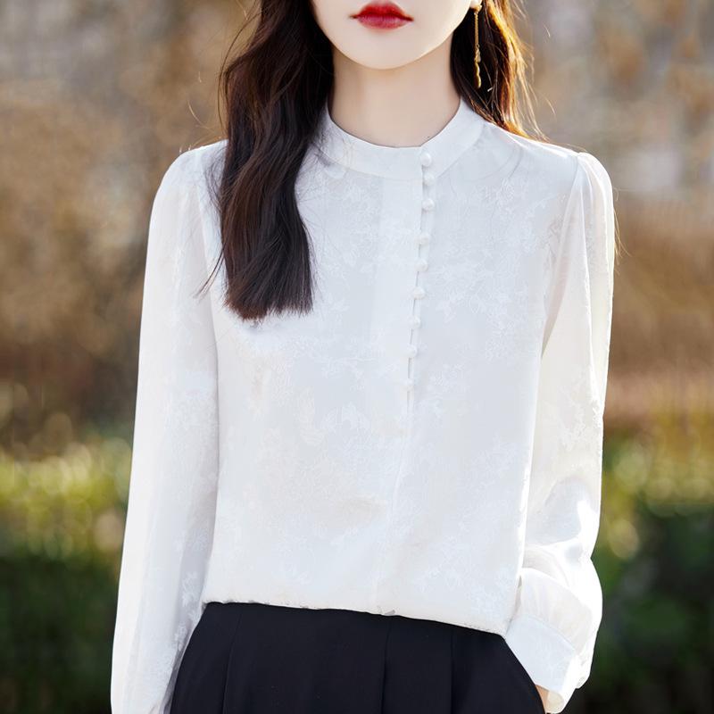 Elegant Women s Retro Silk Jacquard Stand Collar Shirt with Pearl Button. 3XL