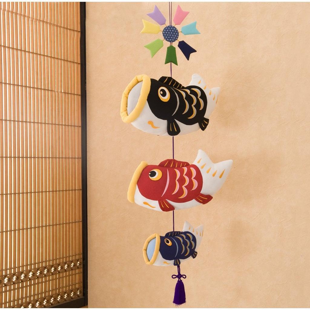 May Doll no Chirimen craft Compact Mini Day Helmet Hanging Carp Streamer Fluffy Carp Streamer [May Doll] [Tango Sekku] Children's