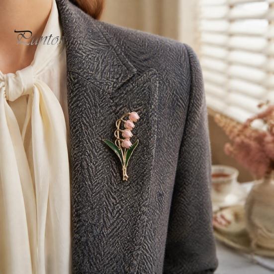 Plant Theme Brooch Flower Pin for Women, Golden Plated Floral Lapel Retro Blossom Badge Pin, Jewelry Daily Wear Parties Artistic