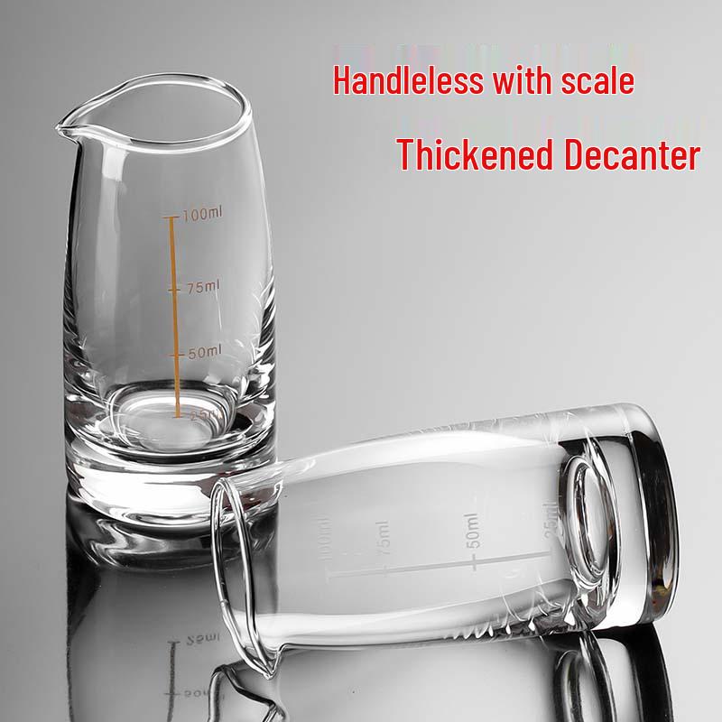 150ml Glass Baijiu Decanter with Scale – Compact Household Liquor Pot, 100ml, Handleless Design