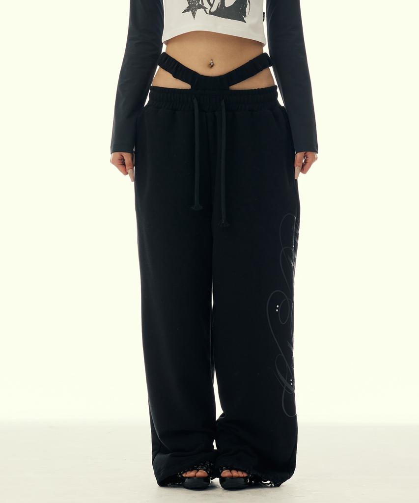 Gillaakaibeu Cut-Out Double Waist Sweat Pants_Black