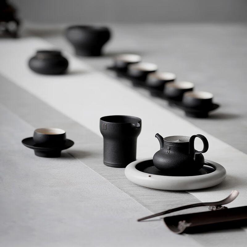 WanQianTang One Heart One Mind Ceramic Tea Set