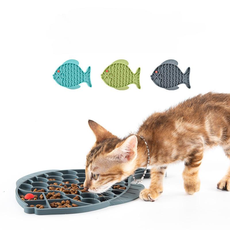 Silicone Licking Pad Pet Dog Lick Pad Bath Peanut Butter Slow Eating Licking Feeder Cats Lickmat Feeding Dog Lick Mat