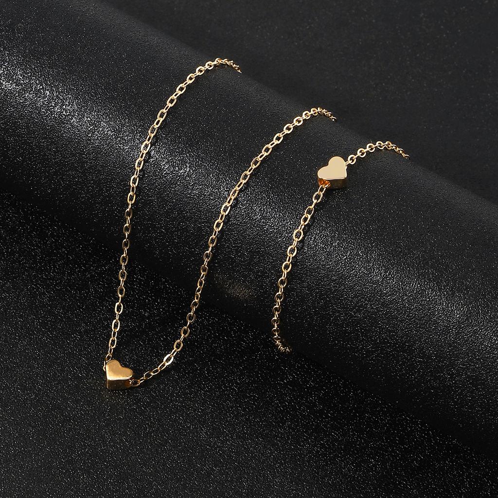 European and American Hot-selling Necklace Bracelet Set, Versatile Collarbone Chain, Heart-shaped Necklace Bracelet, Simple Peach Heart Item Jewelry