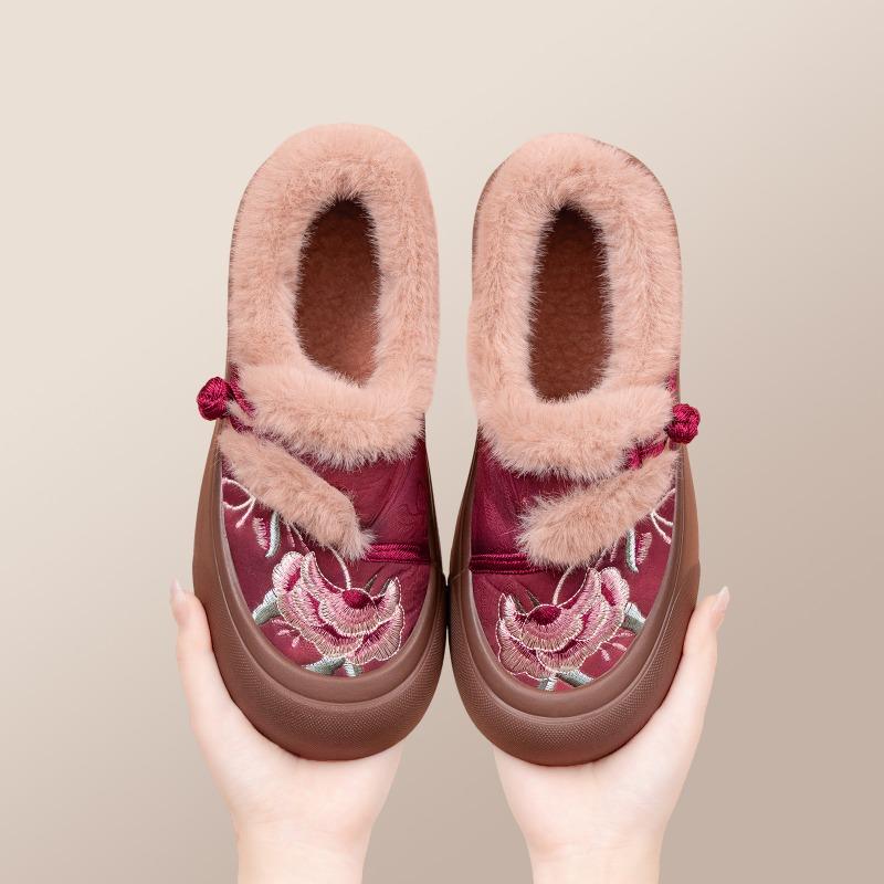 Cotton shoes women's winter embroidered snow boots polyurethane shoes cold-proof and warm cotton boots piled and thickened fluffy shoes