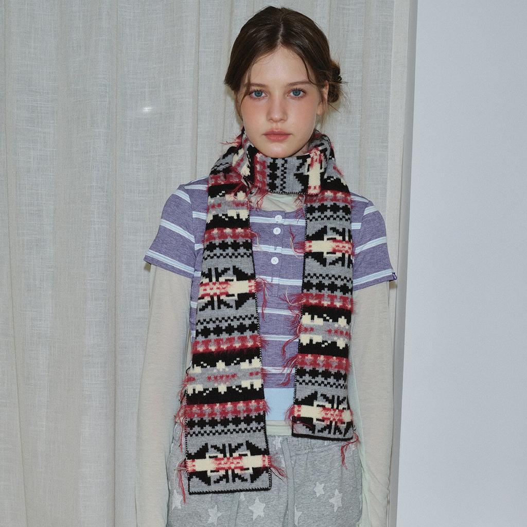 Knitted Scarf for Women in Winter Retro Contrast Color Christmas Matching with Thickened Scarf