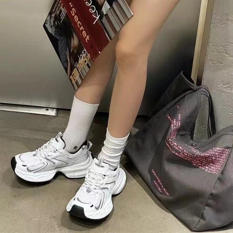 Jaro a podzim Nové ležérní všestranné dámské boty Studentské malé bílé boty Boty pro tátu Trendy boty