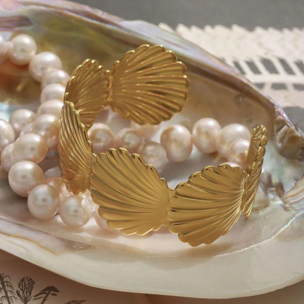 Europe American Style Metal Cuff Bangles Vacation Style Exaggerated Bracelet Wide Bangle  Lady
