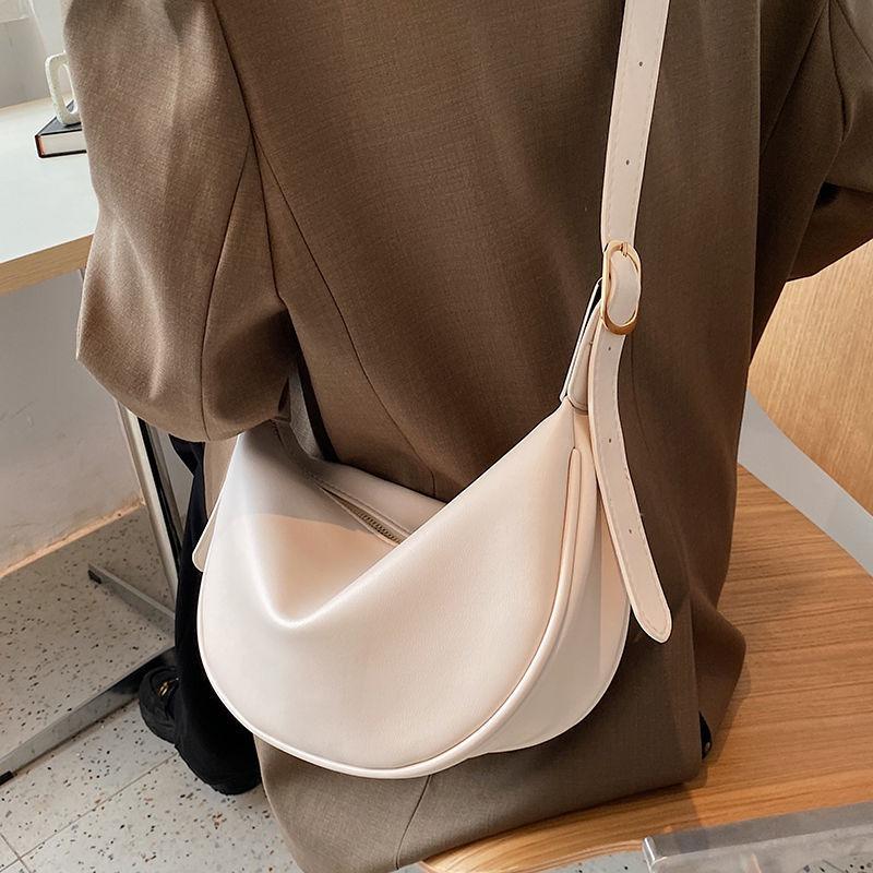 Fashion Bag Women's New Retro High-end Niche Dumpling Bag Versatile Soft Leather Shoulder Messenger Bag
