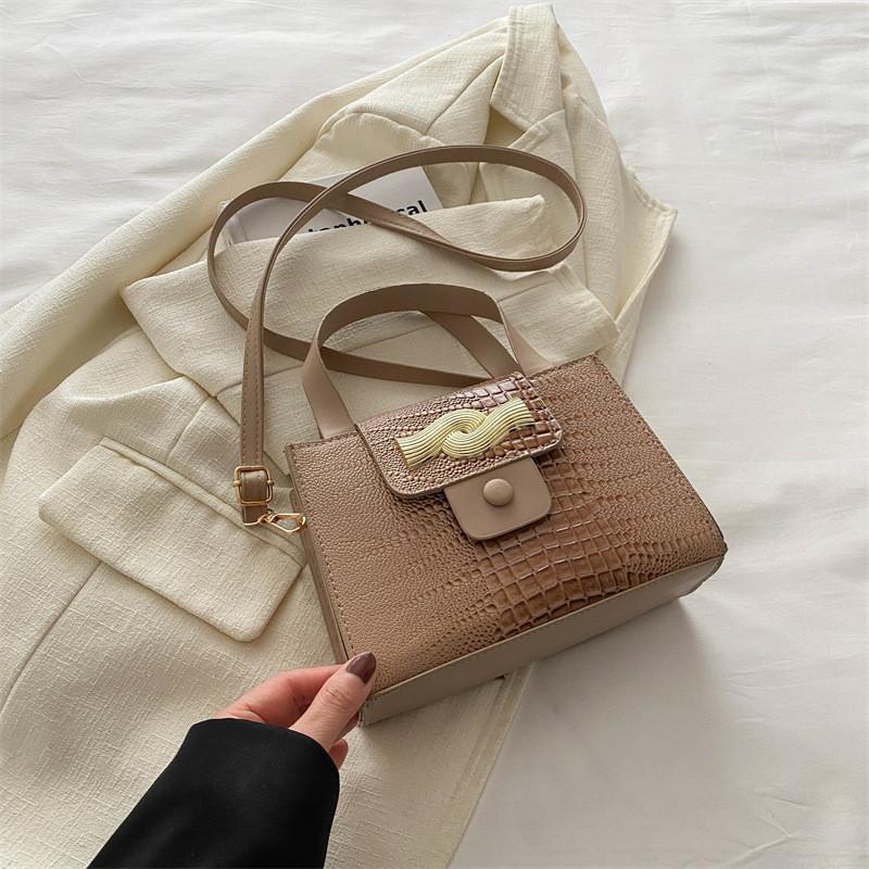 Chic Street Style Handbag For Women Medium Size With Stitching Details In Various Colors хаки