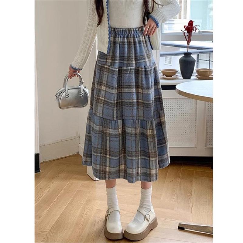 Japanese Korean Style High-Waisted Wool Plaid Pleated Skirt for Women - Mid-Length, Autumn/Winter 2026 Medium