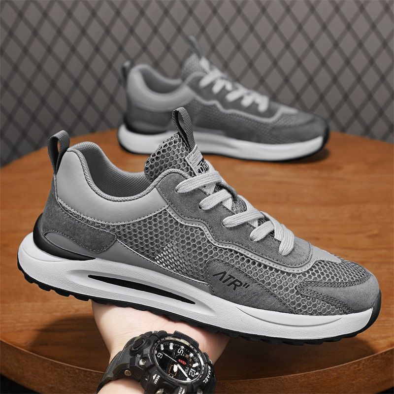 

Модные папины мужские туфли лето дышащая сетка спортивные повседневные мужские мягкая подошва нескользящие черные увеличивающие рост беговые трендовые туфли 39 серый