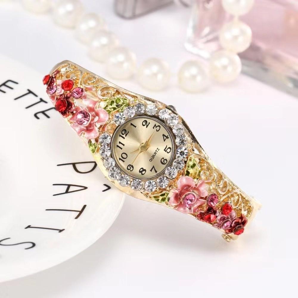 Rich In Flowers Vintage  Watch Rhinestone Bracelet Quartz Watch  Elegant Wear
