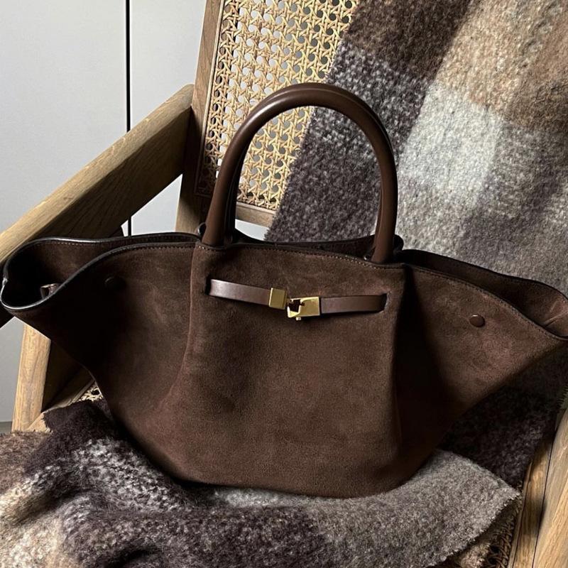 Exquisite Retro Large Capacity Wing Dumpling Tote and Crossbody Bag