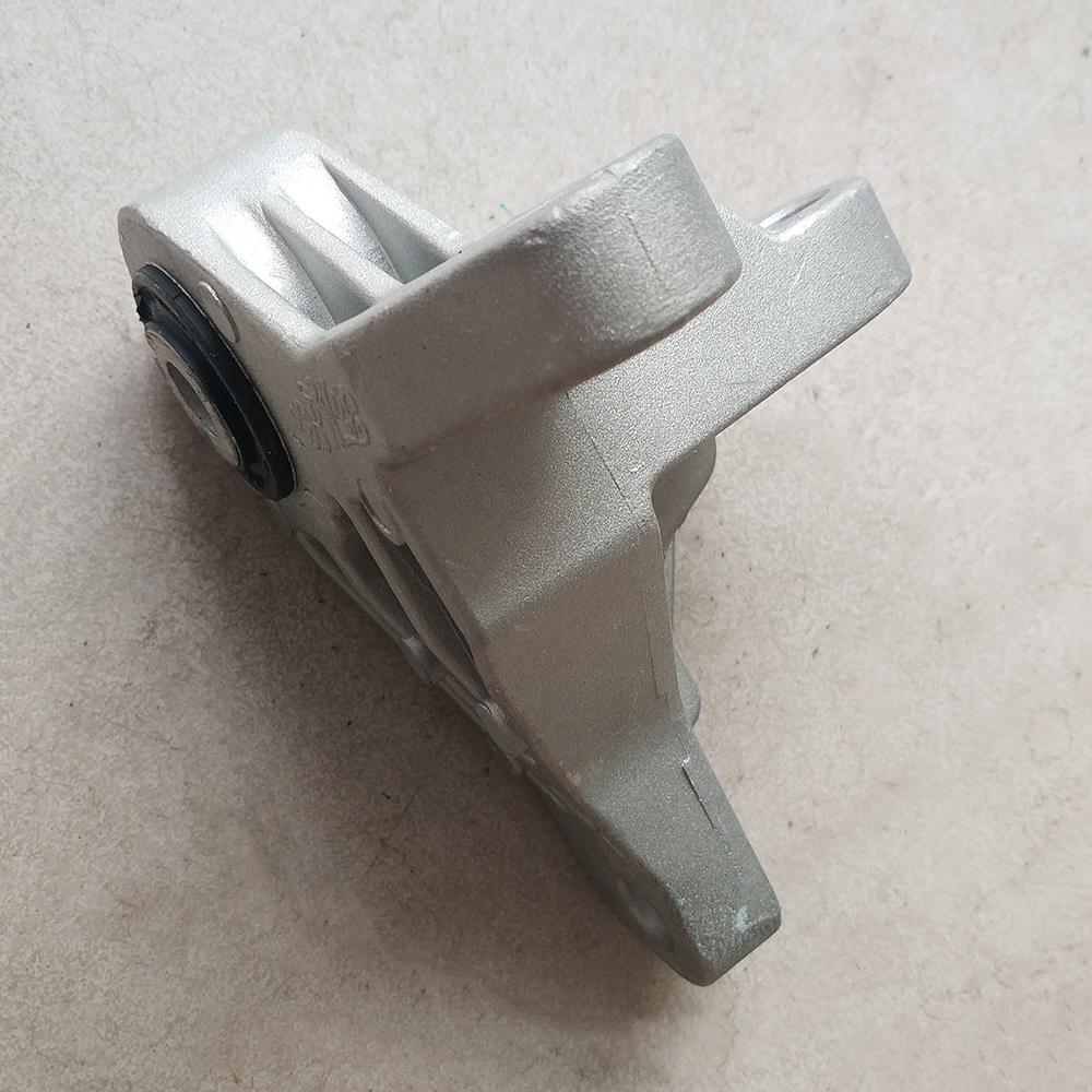 For Volvo Hydraulic Oil Engine Engine Bracket V60 S60 S80 XC60 V70 2011 2012 2013 2014 Support Frame Gear Drive 31262714 1.6T