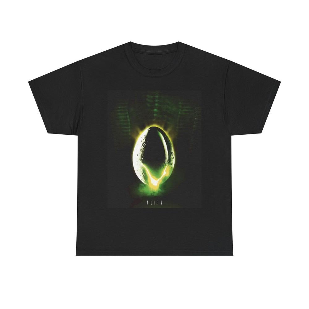 Alien Tshirt Vintage Alien Movie Retro Graphic USA Unisex Heavy Cotton Tee Unisex T-Shirt S