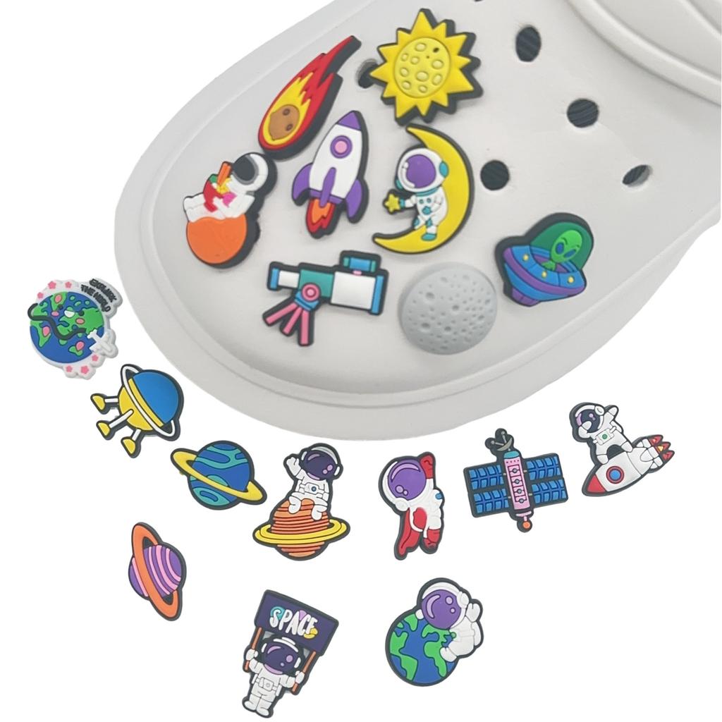1-20pcs New Astronaut Series Shoe Charms Set for Clogs Bogg Bag Bubble Slides Sandals PVC Shoe Decorations Beach Bag Accessories