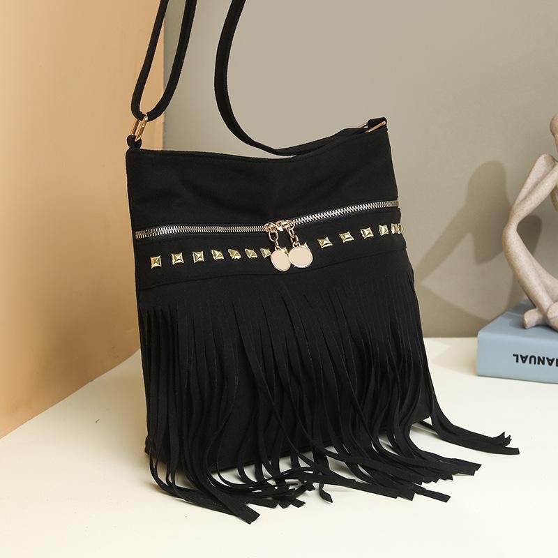 Tassel Shoulder Bag Women's Tote Bag Vintage Large Capacity Crossbody Bag