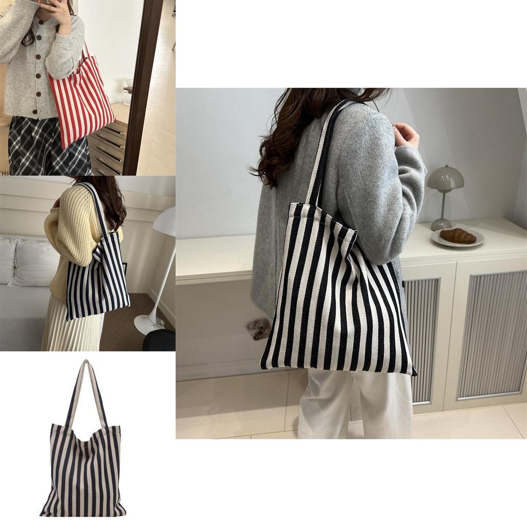 Stylish Korean Tote Bag With Minimalist Design And Spacious Capacity For Daily Use
