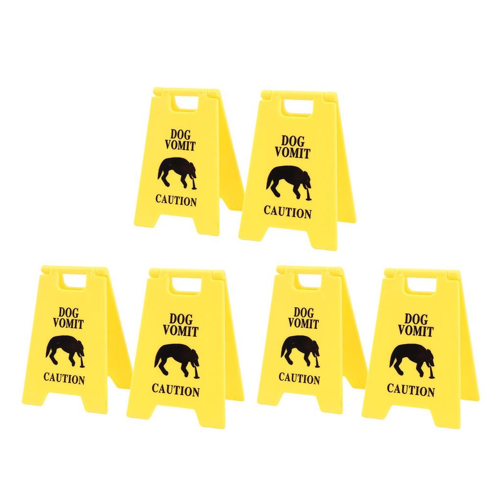 6PCS Dog Vomit Caution Sign Printed Funny Pet Vomit Warning Sign for Yard Home Office Remind Decoration
