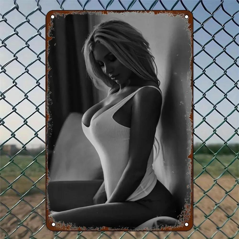 Retro Metal Tin Sign Vintage Pin Up Girl Poster for Man Cave Home Bar Wall Decor 20x30cm
