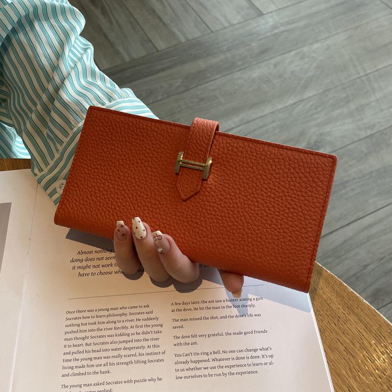 Genuine Leather Women's Bifold Wallet: Top Layer Cowhide Clutch with Multiple Card Slots and Large Capacity