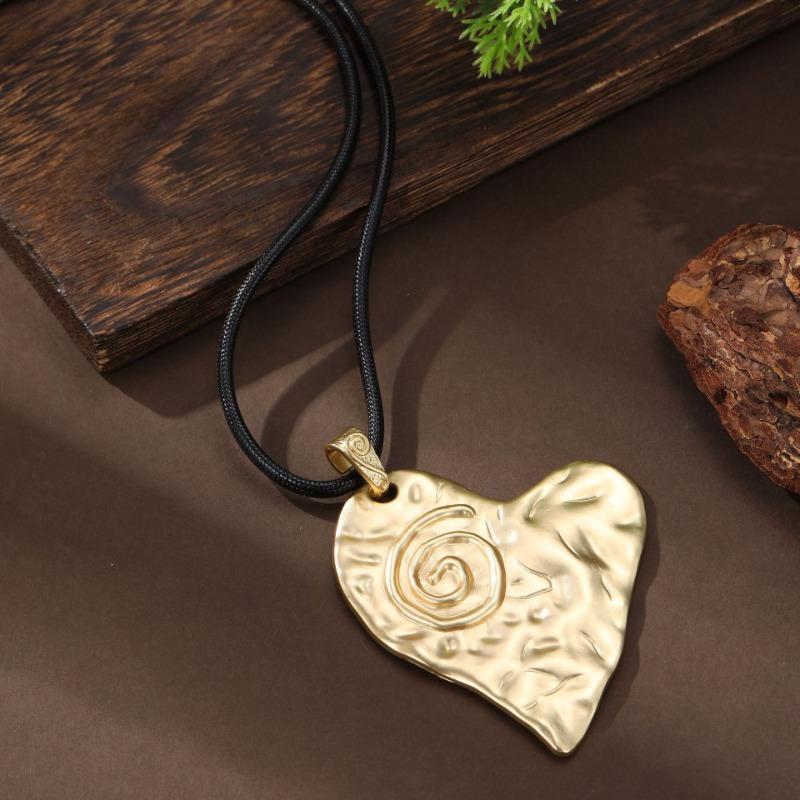 New Irregular Matte Love Leather Rope Long Pendant Women's Fashion Exaggerated Heart-shaped Long Necklace