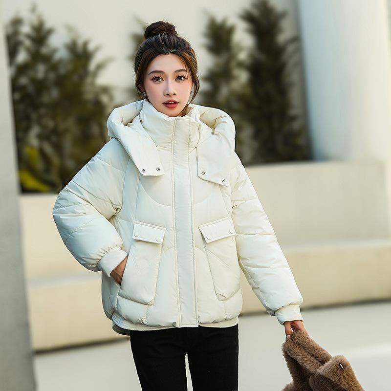 Women’s Short Hooded Windproof Thicken Warm Winter Jacket With Raglan Sleeves