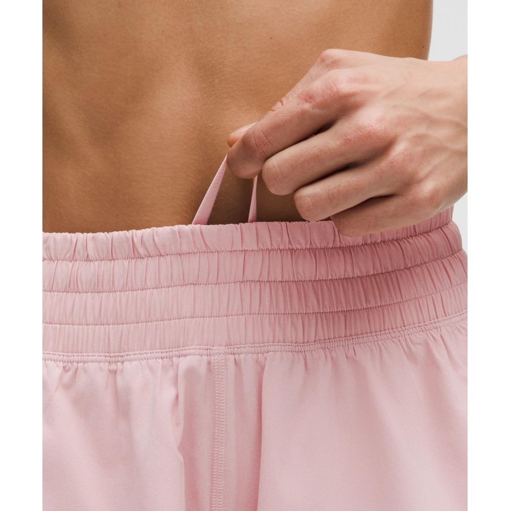 Lululemon Běžecké kraťasy Shake It Out High Rise 2.5 Pink Haze