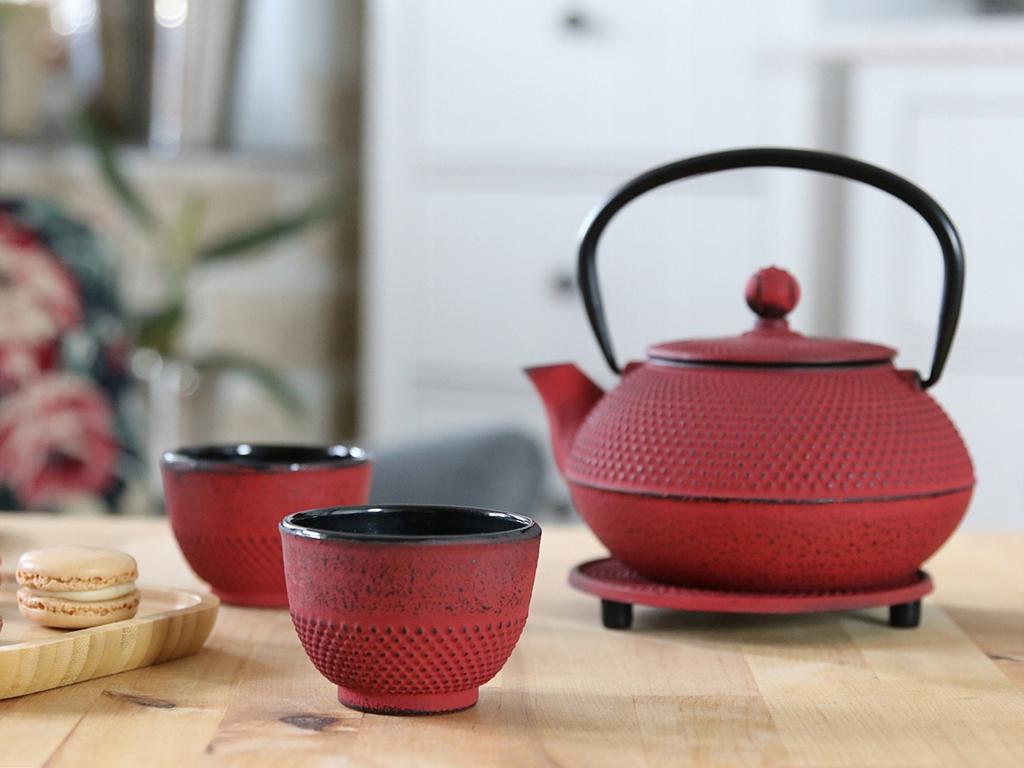 Gietijzeren Beschermende Standaard Voor Een Hete Ketel Pot